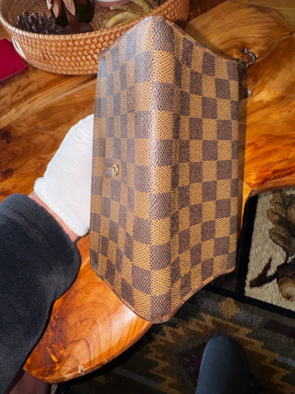 Louis Vuitton
 Damier Ebene Pattern Sarah Wallet - Picture 11 of 17